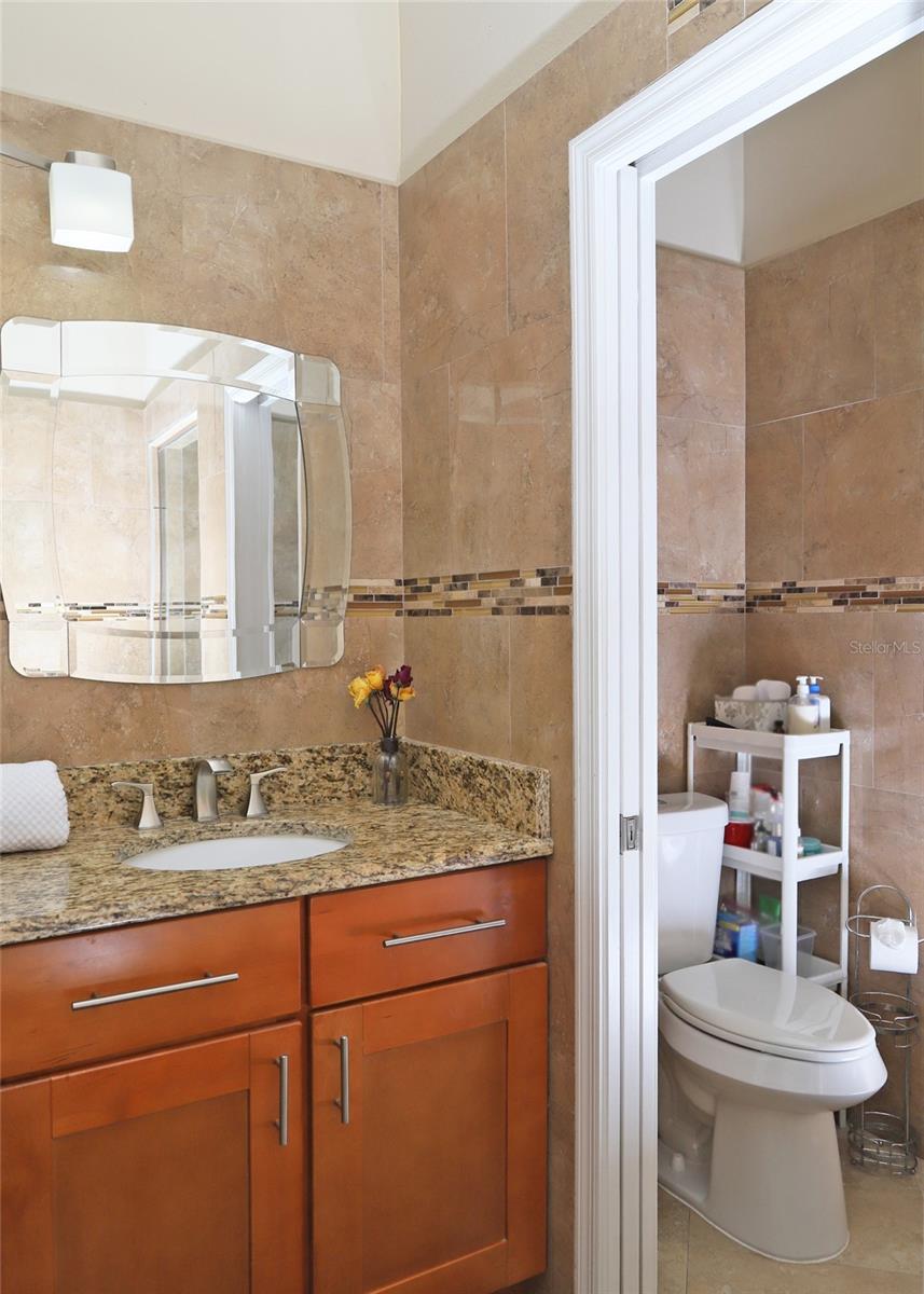 Image 17 of 47 For 467 Tess Court