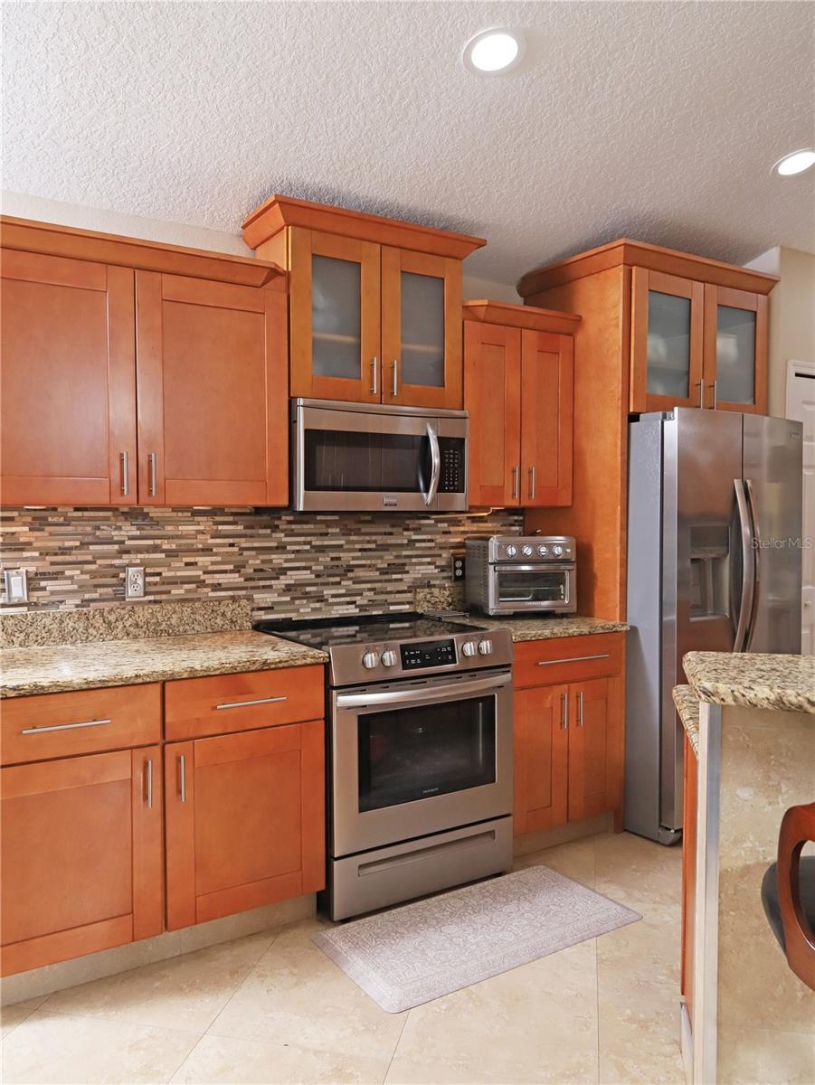 Image 29 of 47 For 467 Tess Court