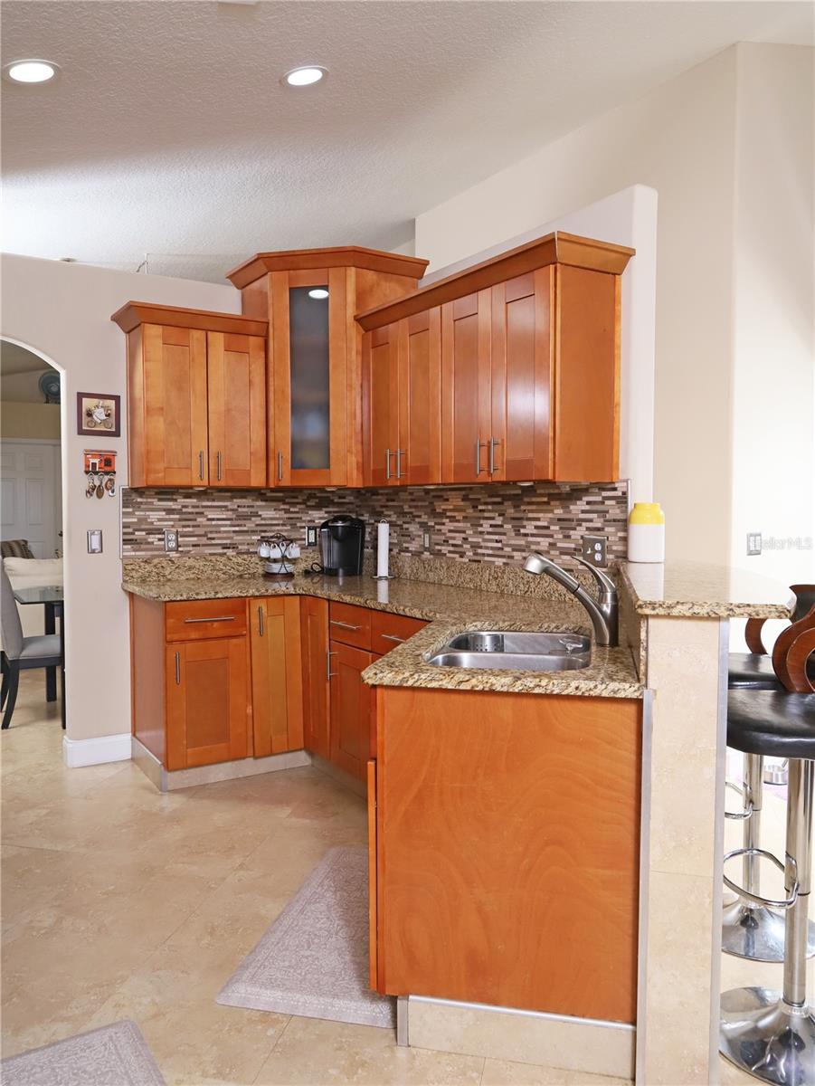 Image 30 of 47 For 467 Tess Court