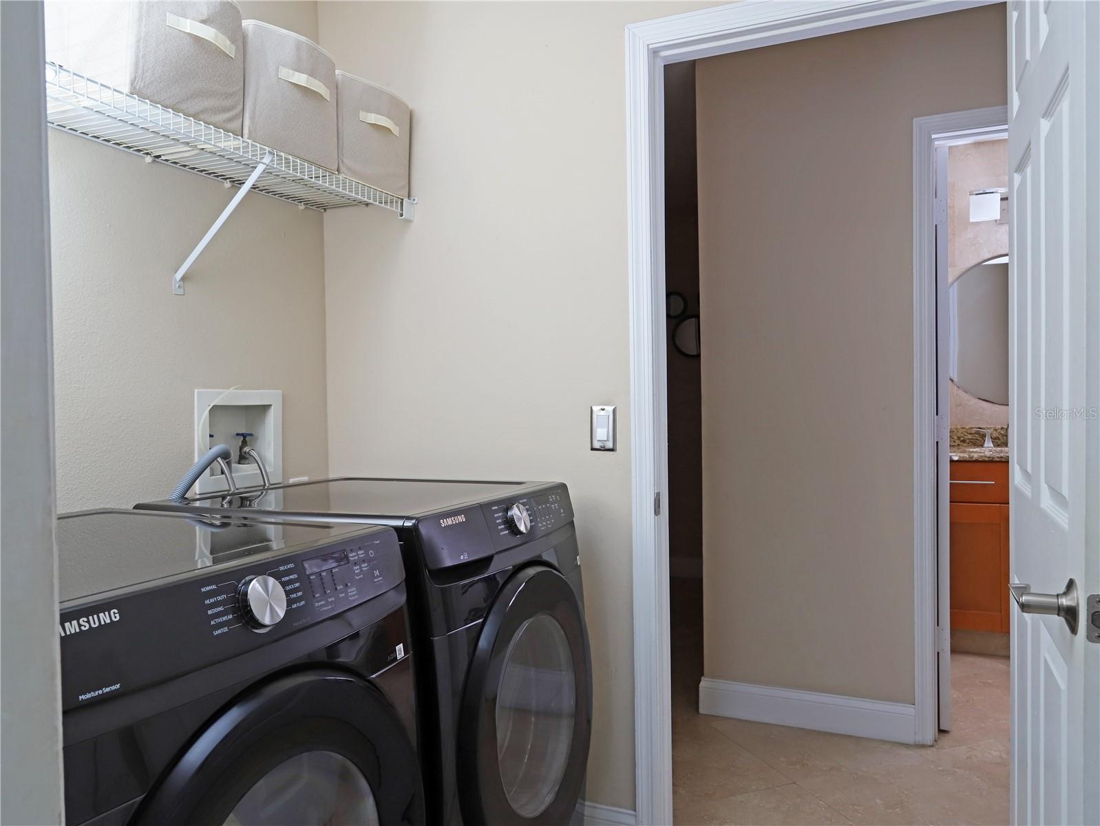 Image 38 of 47 For 467 Tess Court