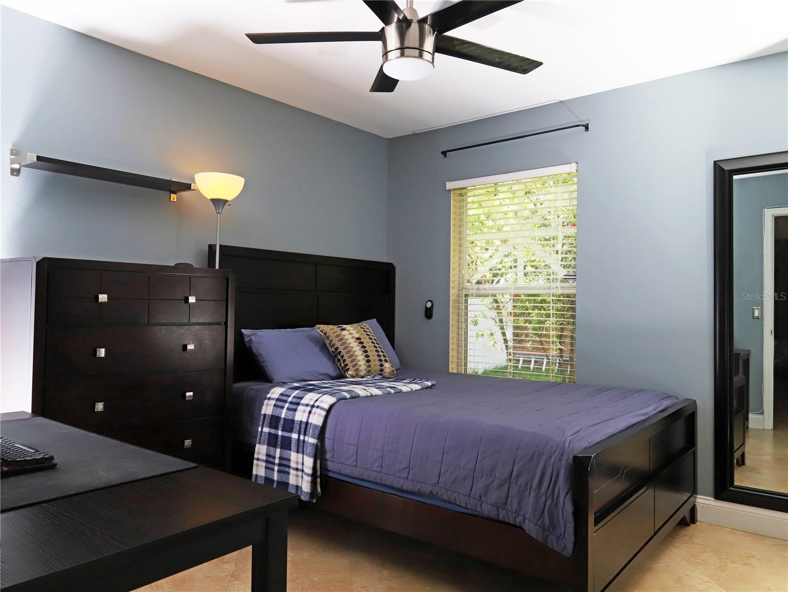 Image 7 of 47 For 467 Tess Court