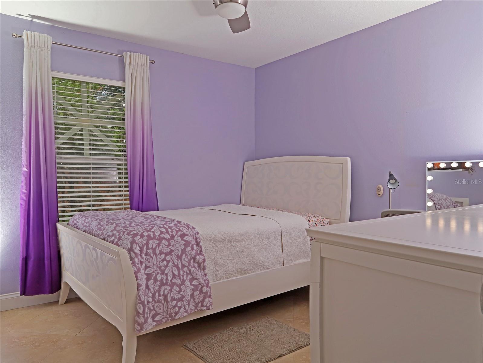 Image 8 of 47 For 467 Tess Court