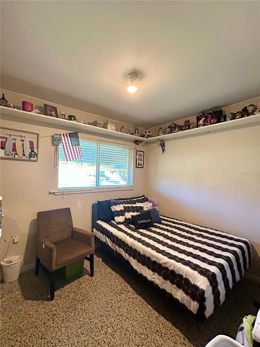 Image 8 of 20 For 2515 Beaumont Avenue