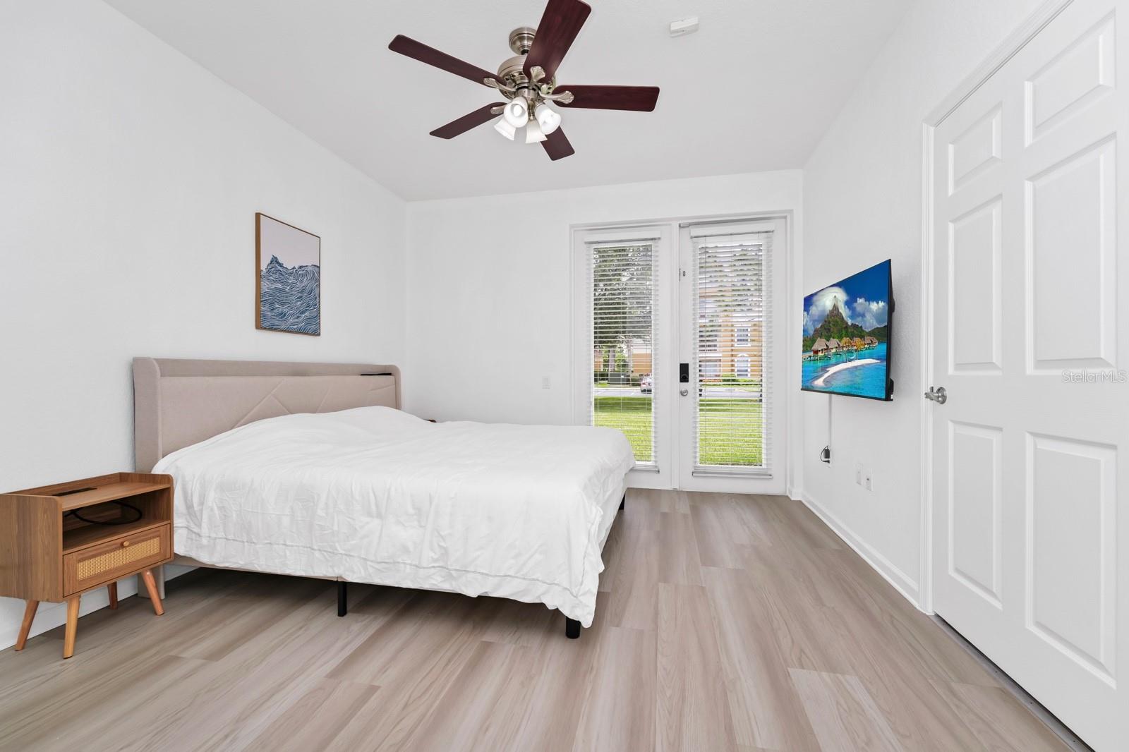 Image 5 of 33 For 4830 Tidecrest Avenue 183