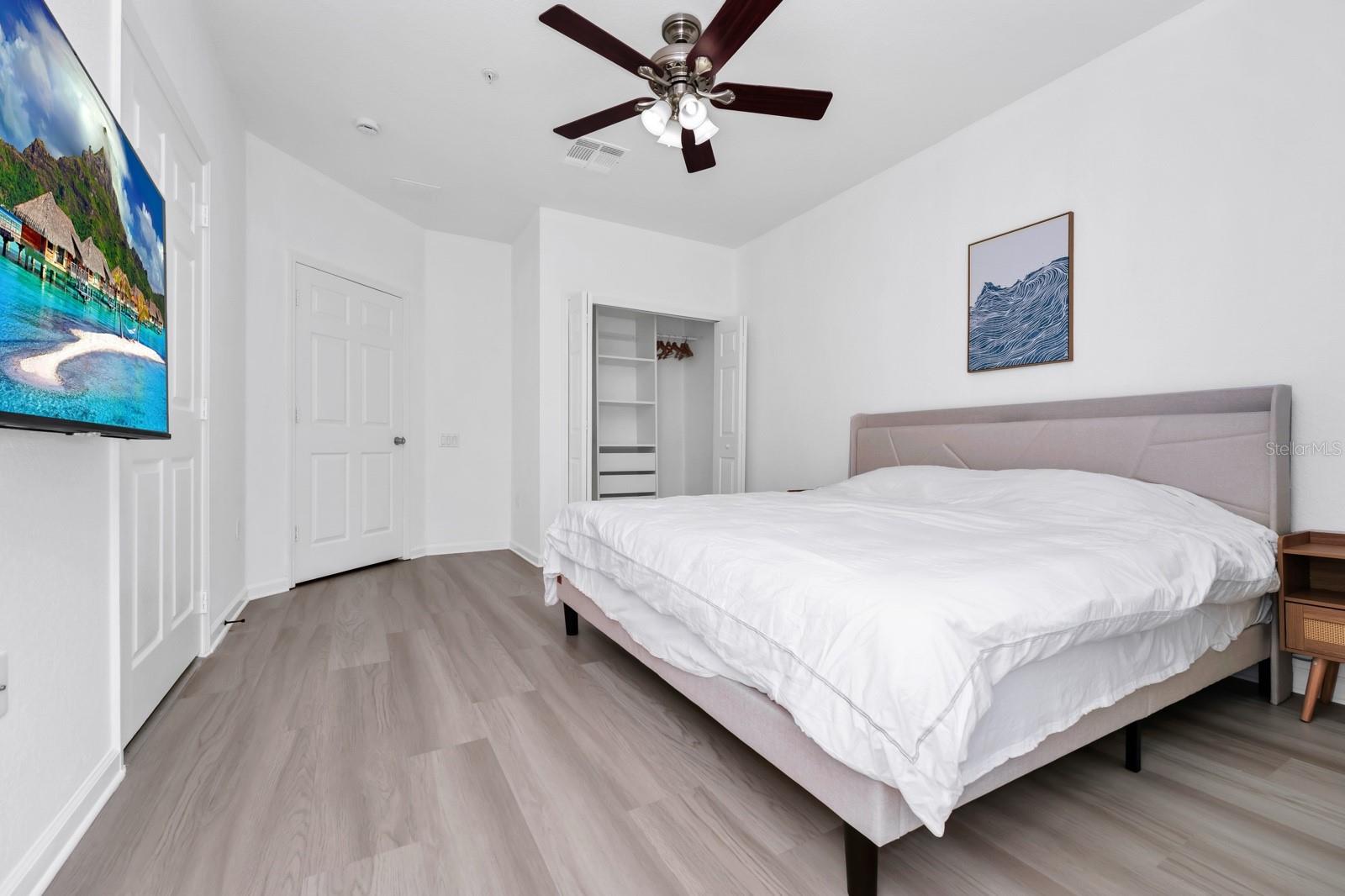 Image 7 of 33 For 4830 Tidecrest Avenue 183