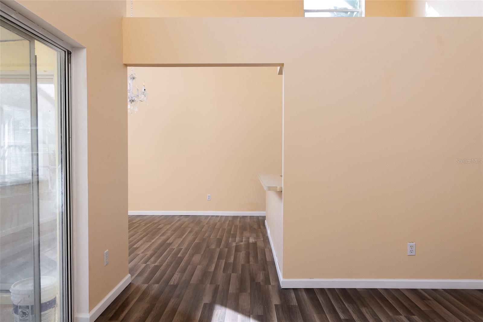 Image 11 of 29 For 638 Kangaroo Drive