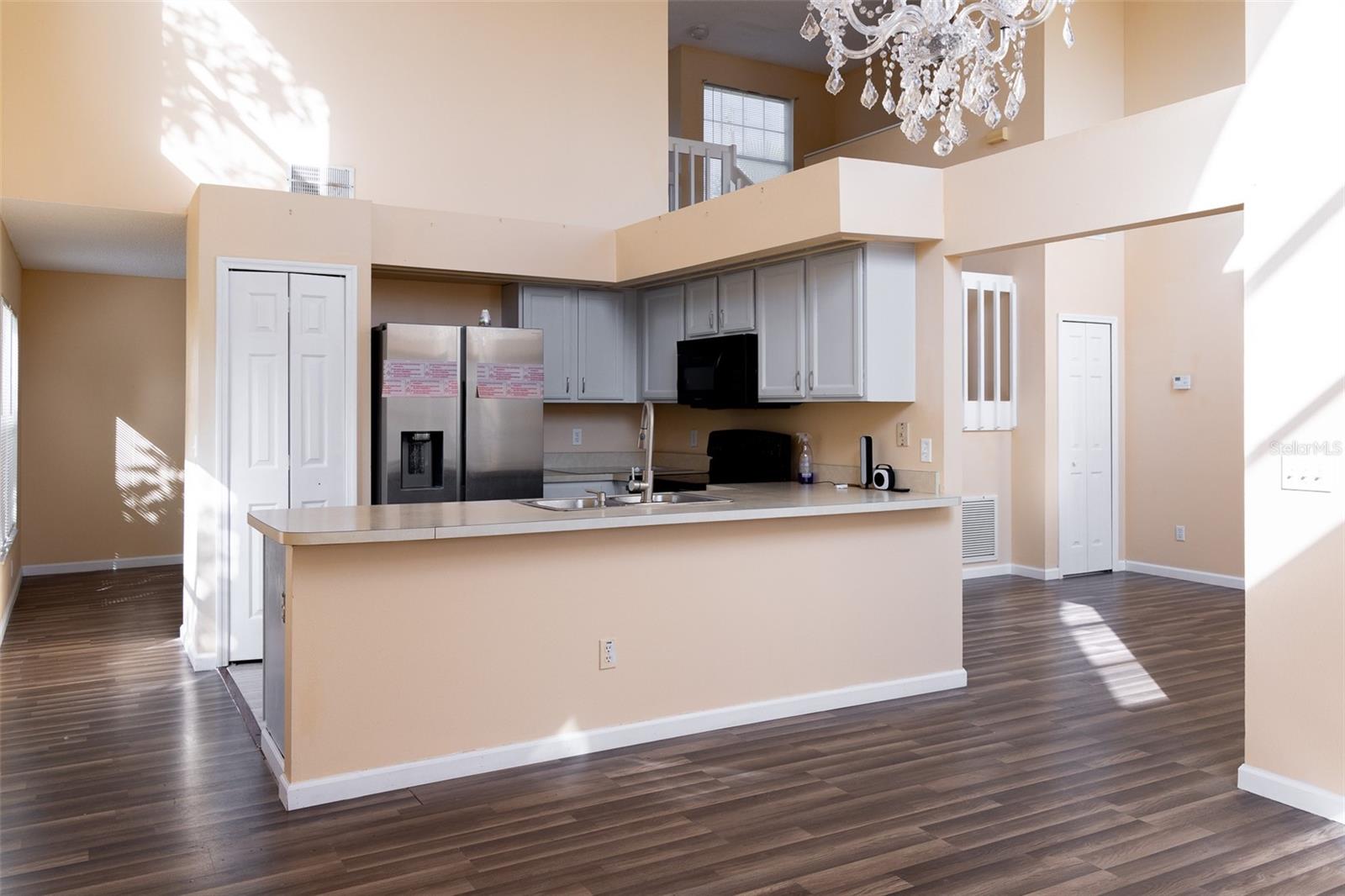 Image 14 of 29 For 638 Kangaroo Drive