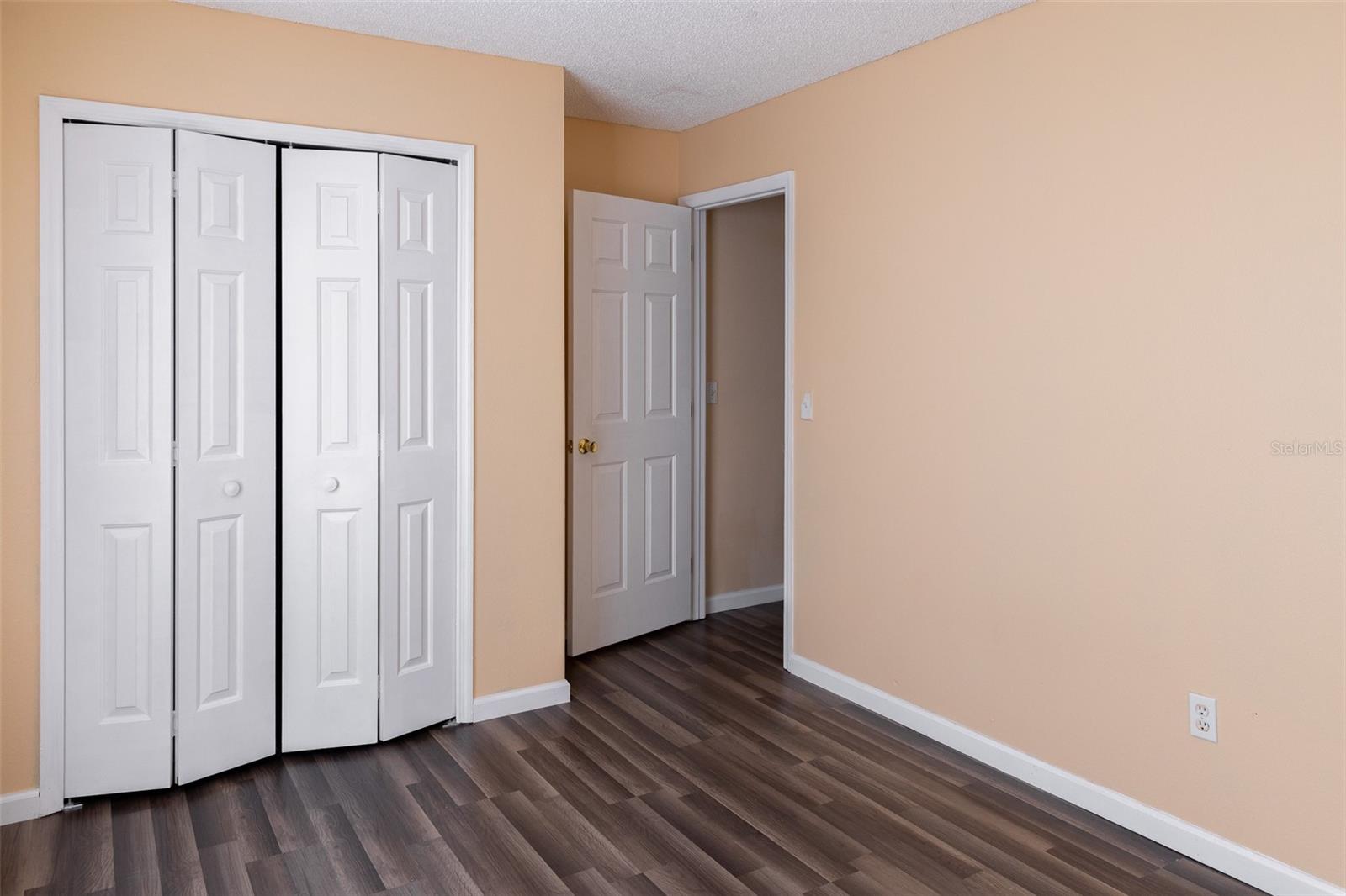 Image 26 of 29 For 638 Kangaroo Drive