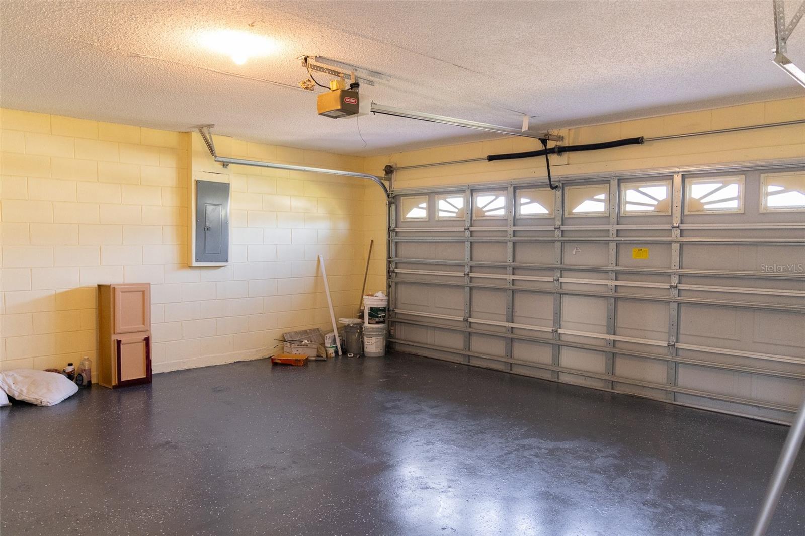 Image 27 of 29 For 638 Kangaroo Drive