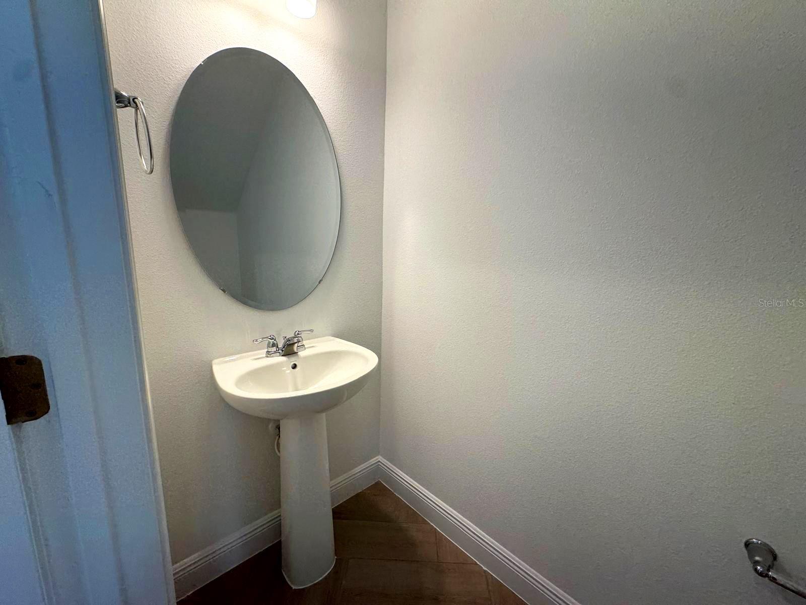 Image 17 of 19 For 2052 Axel Street