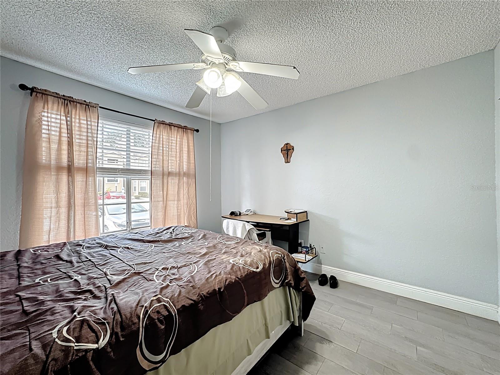 Image 16 of 34 For 4401 Thornbriar Lane 105