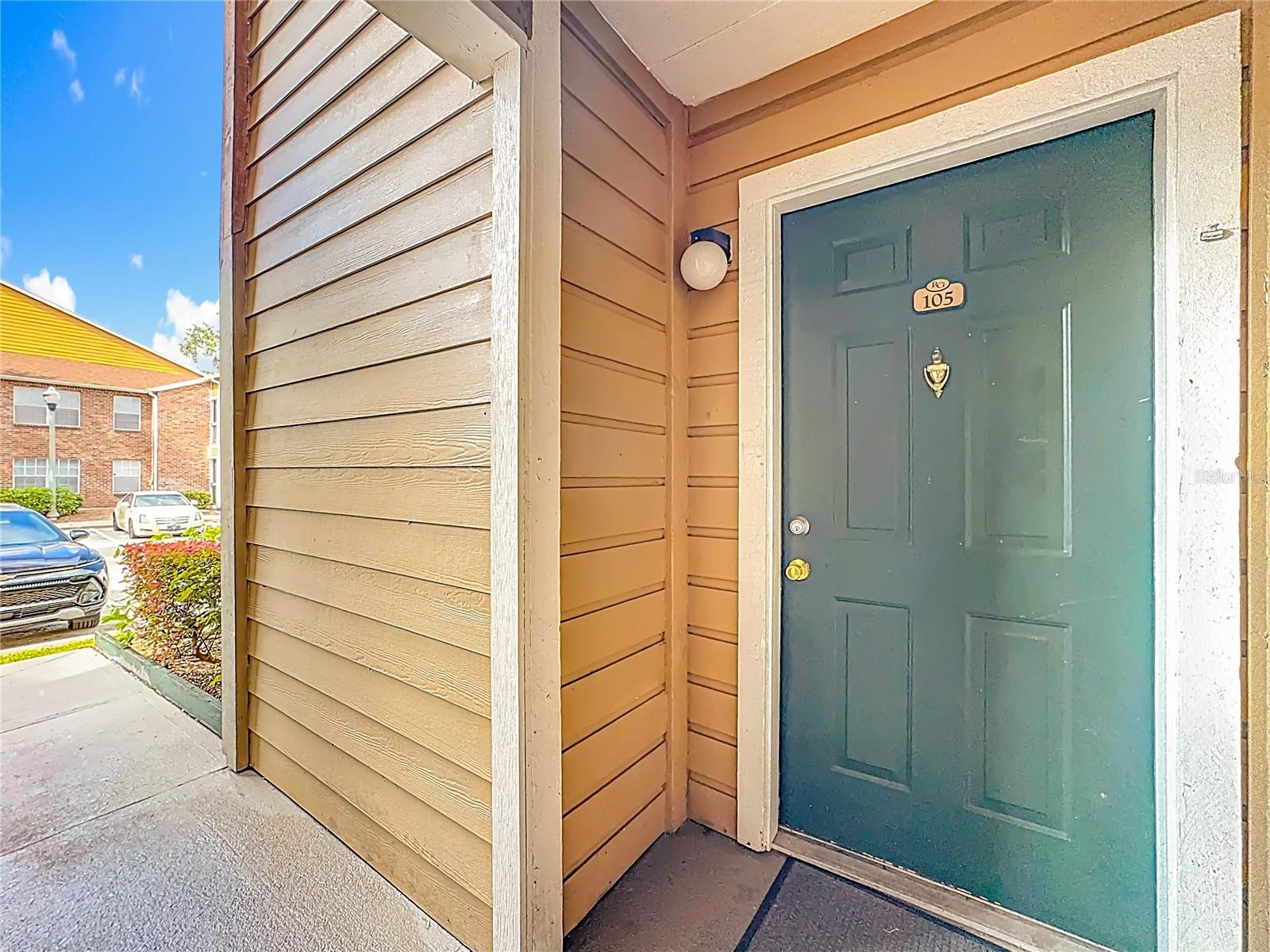 Image 2 of 34 For 4401 Thornbriar Lane 105