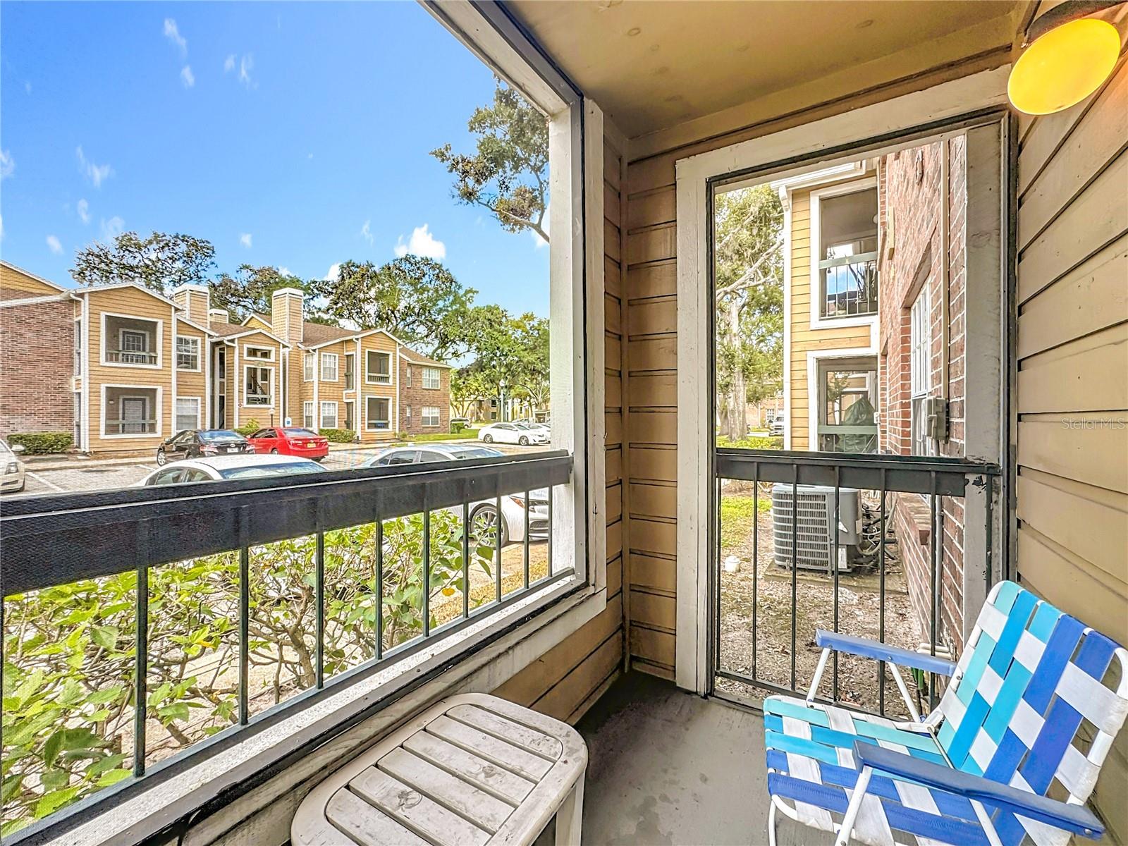 Image 23 of 34 For 4401 Thornbriar Lane 105