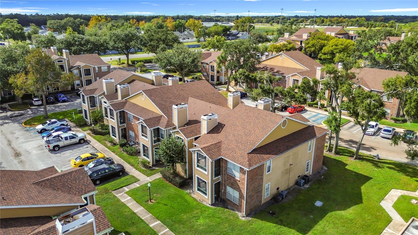 Image 25 of 34 For 4401 Thornbriar Lane 105