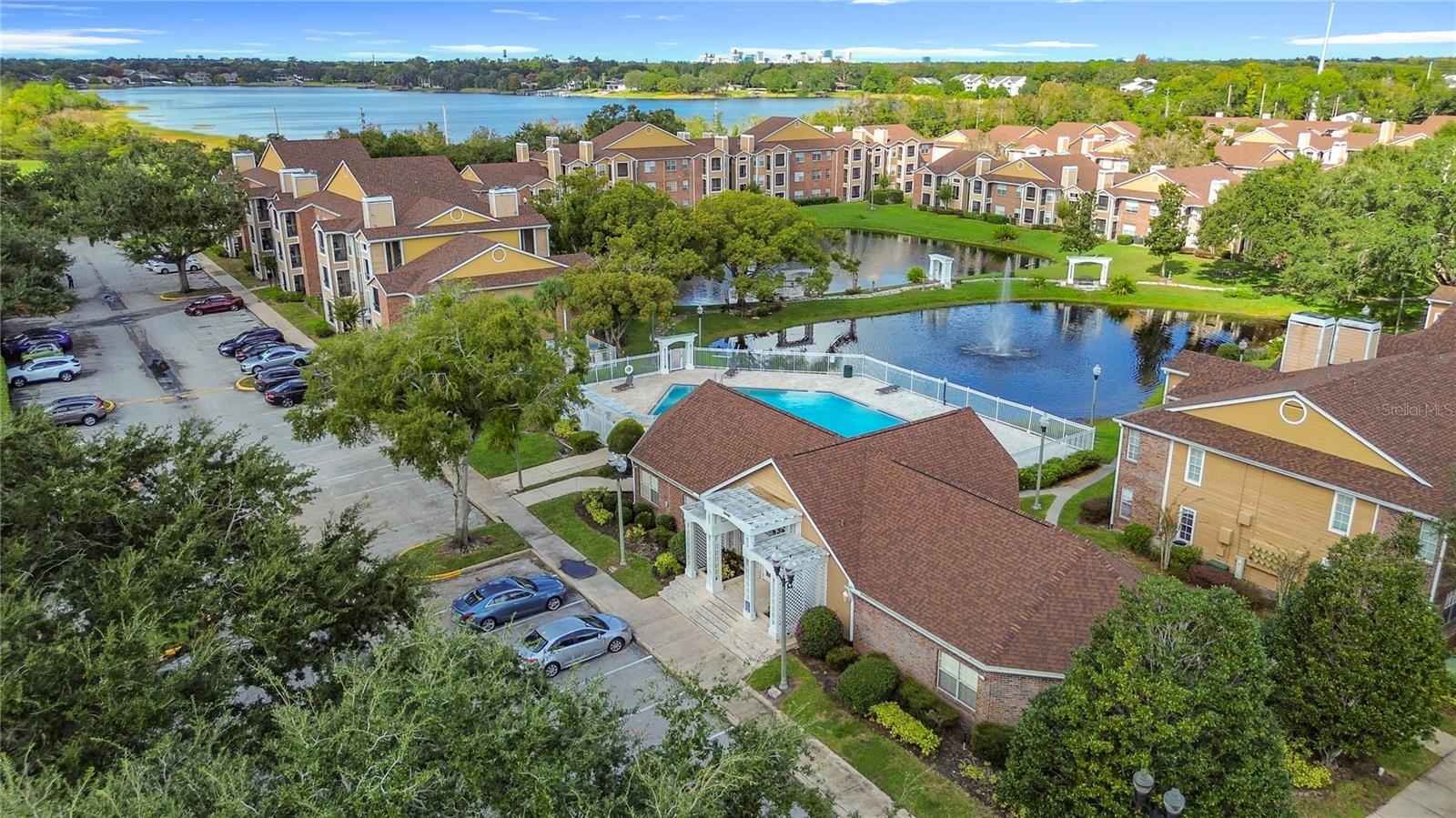 Image 26 of 34 For 4401 Thornbriar Lane 105