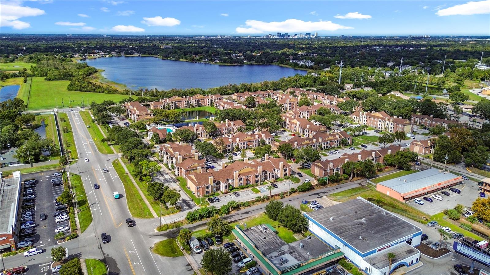 Image 28 of 34 For 4401 Thornbriar Lane 105