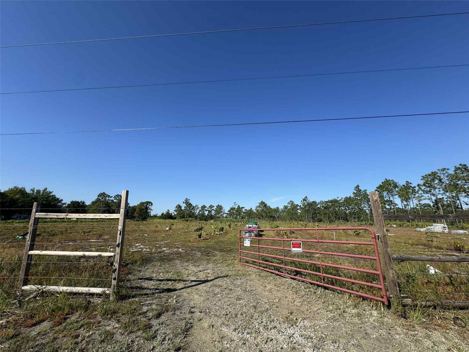 Image 16 of 17 For 61681 Krazy Court