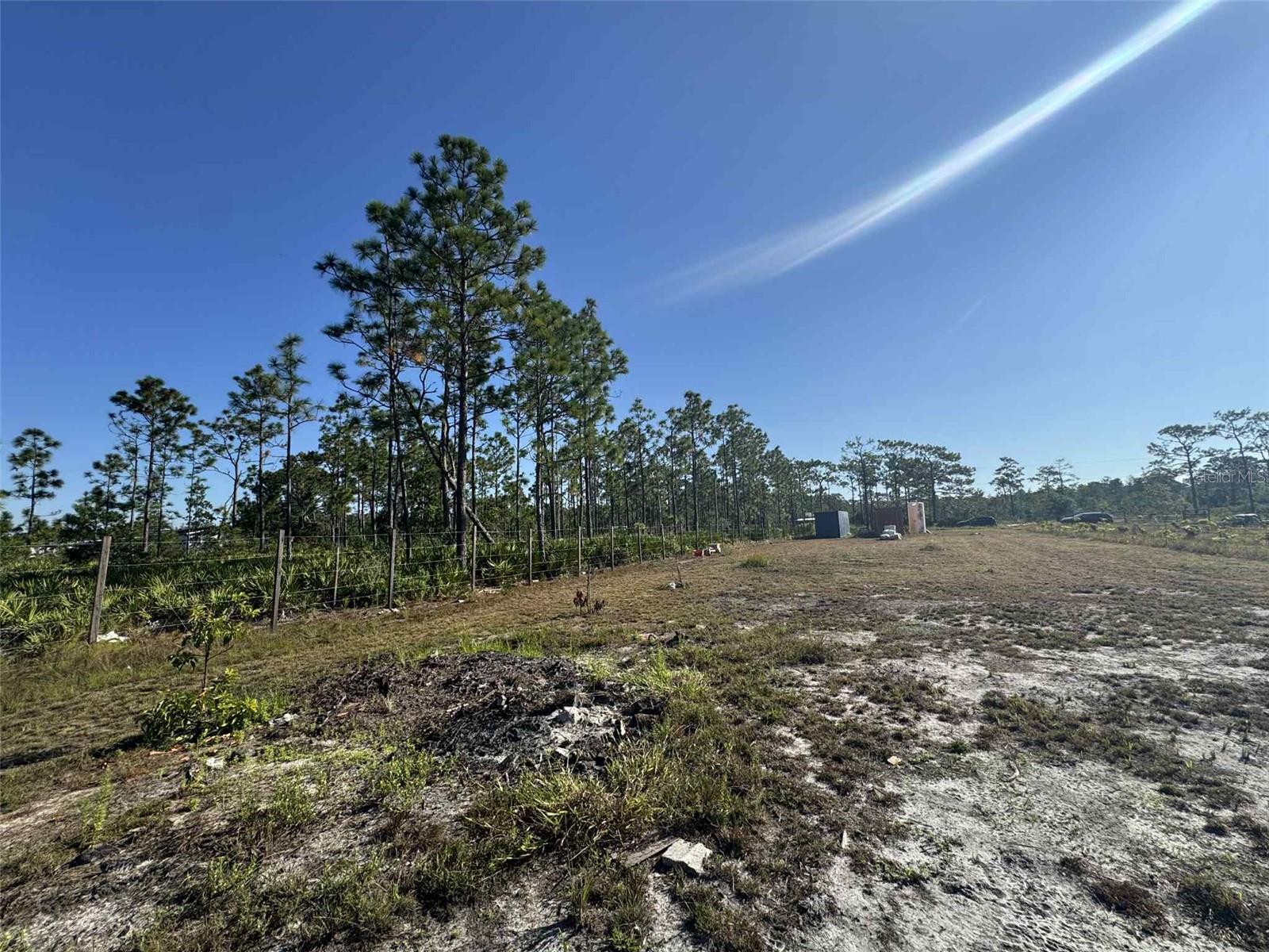 Image 4 of 17 For 61681 Krazy Court