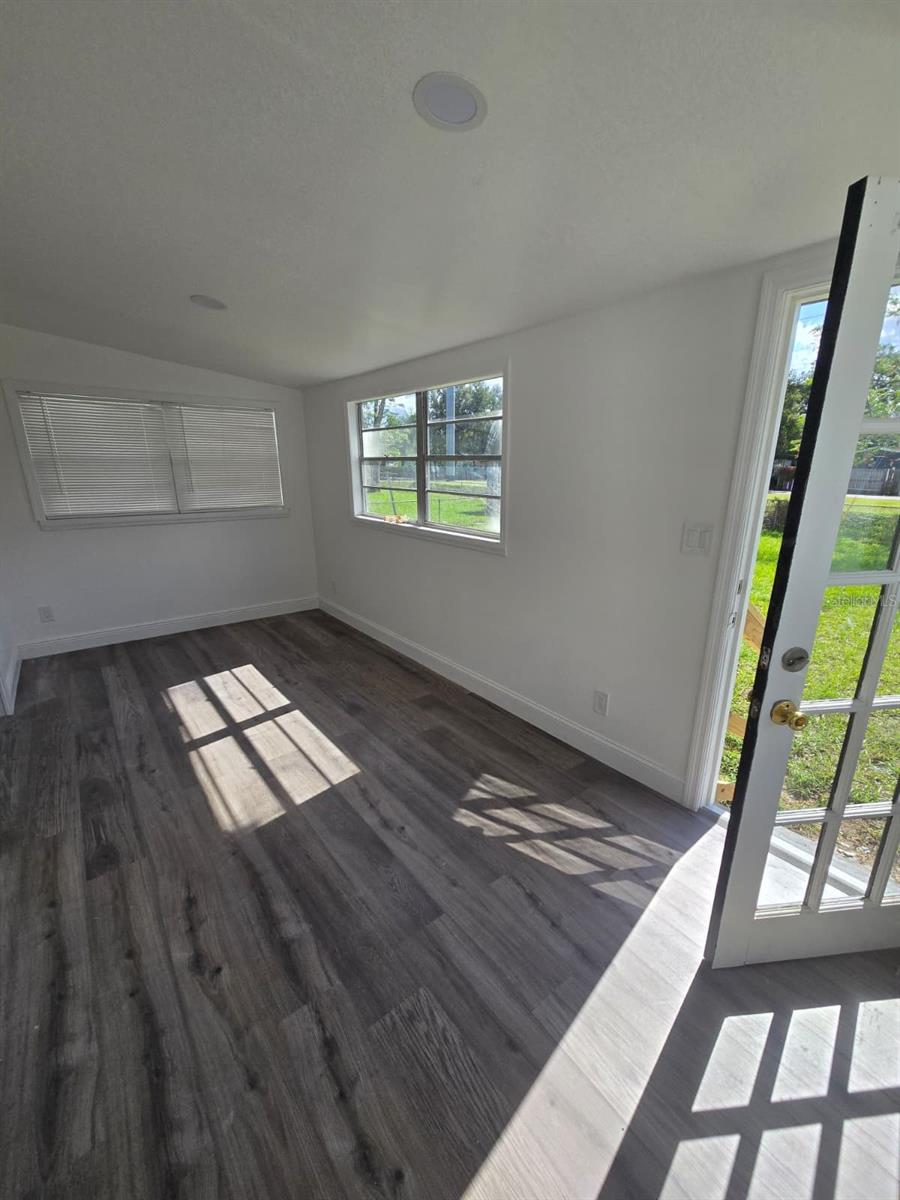 Image 23 of 41 For 1232 Elinore Drive