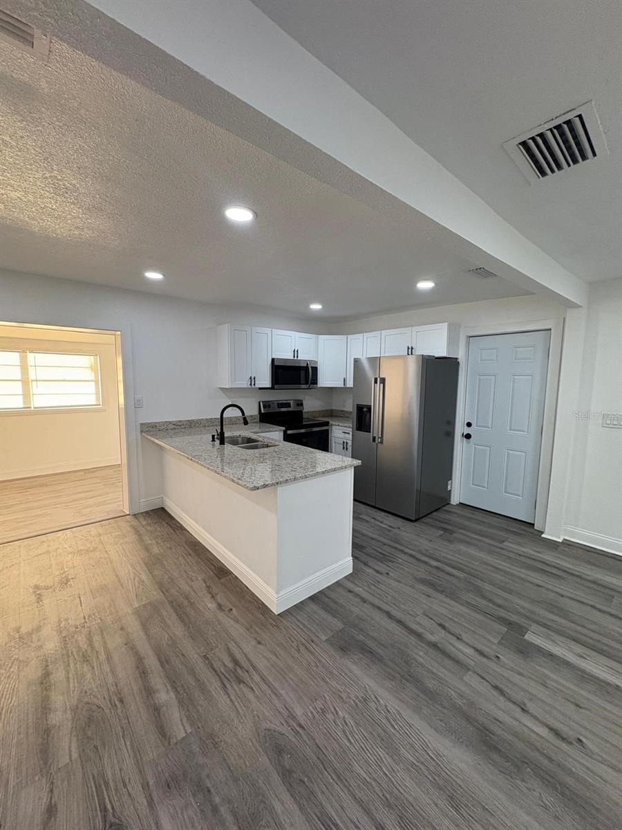 Image 4 of 41 For 1232 Elinore Drive