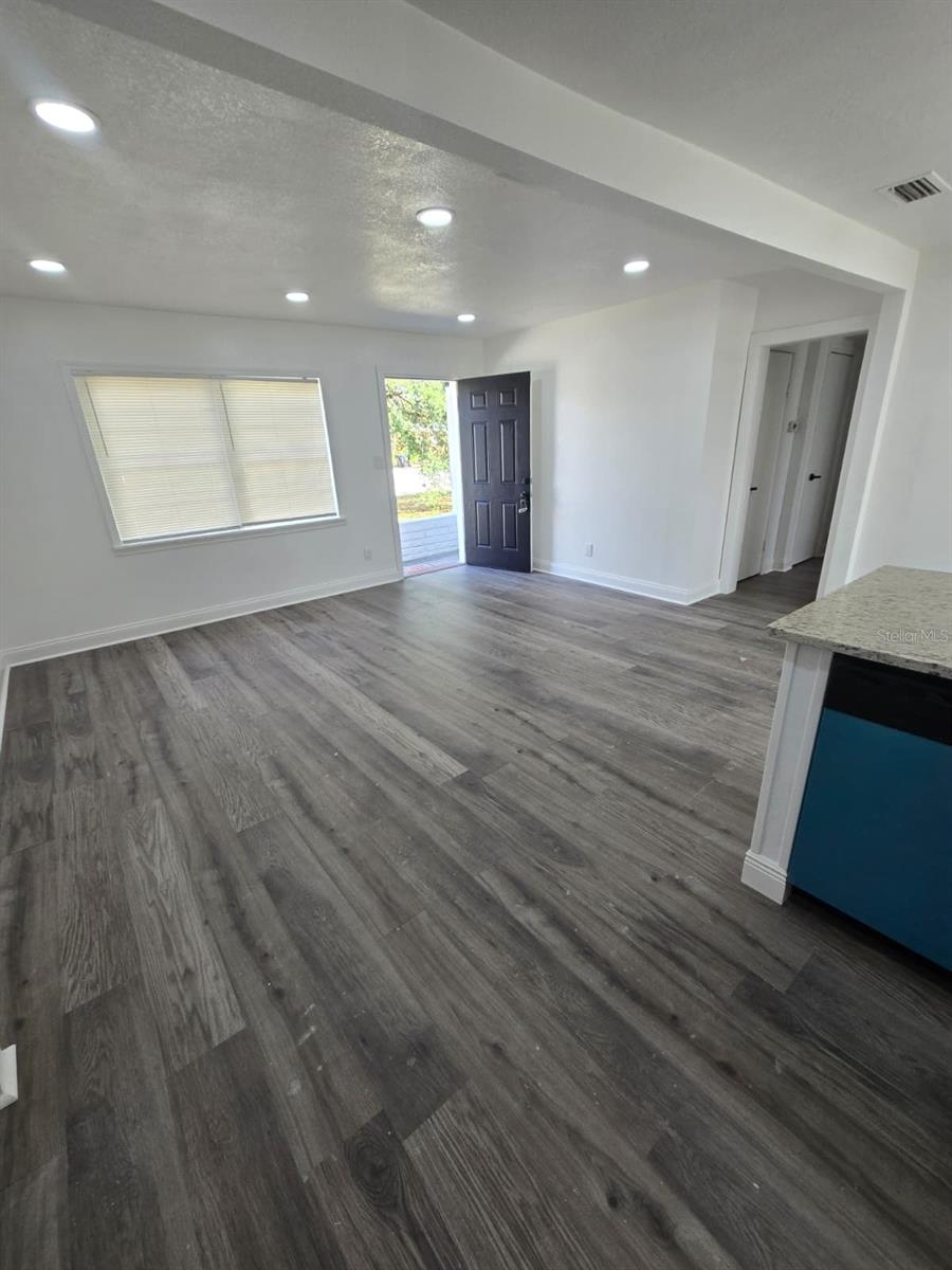 Image 6 of 41 For 1232 Elinore Drive