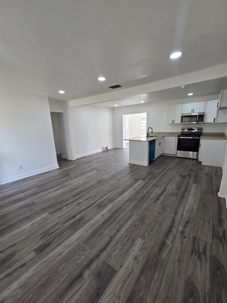 Image 8 of 41 For 1232 Elinore Drive