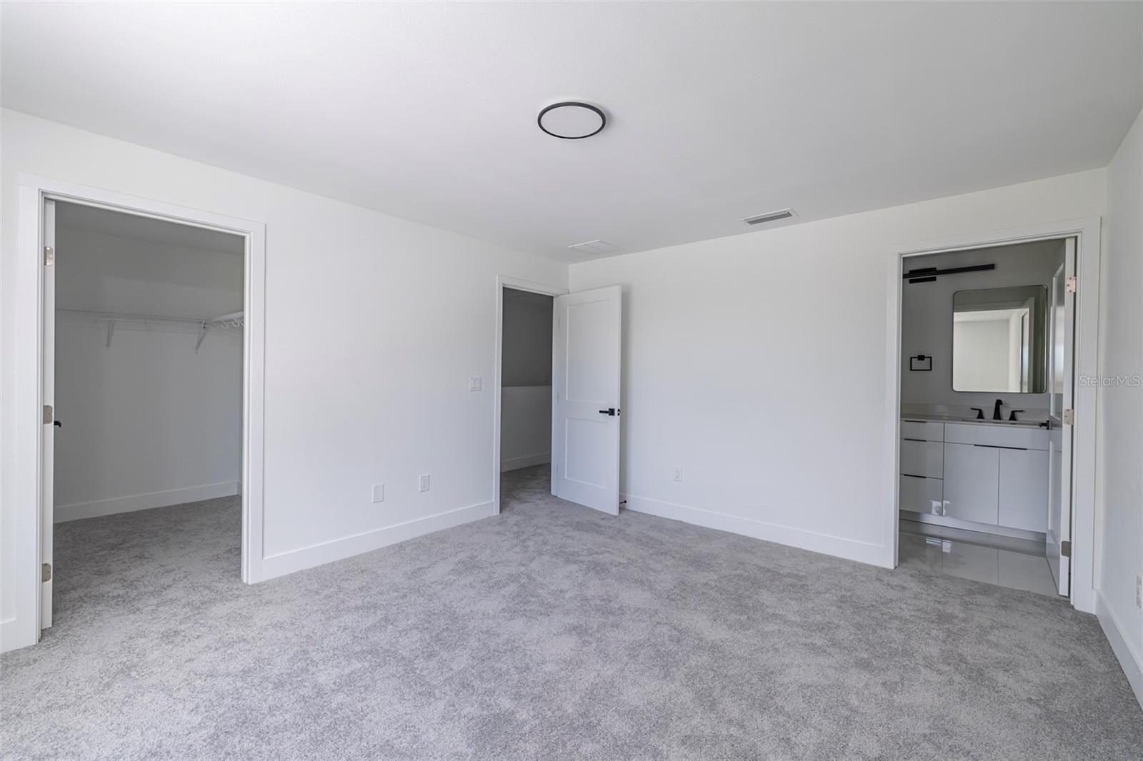 Image 13 of 24 For 2005 Barroso Street