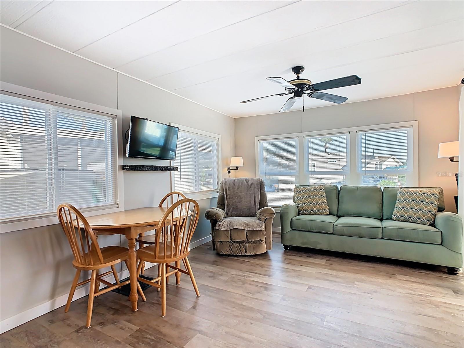 Image 6 of 28 For 9000 Us Hwy 192  296