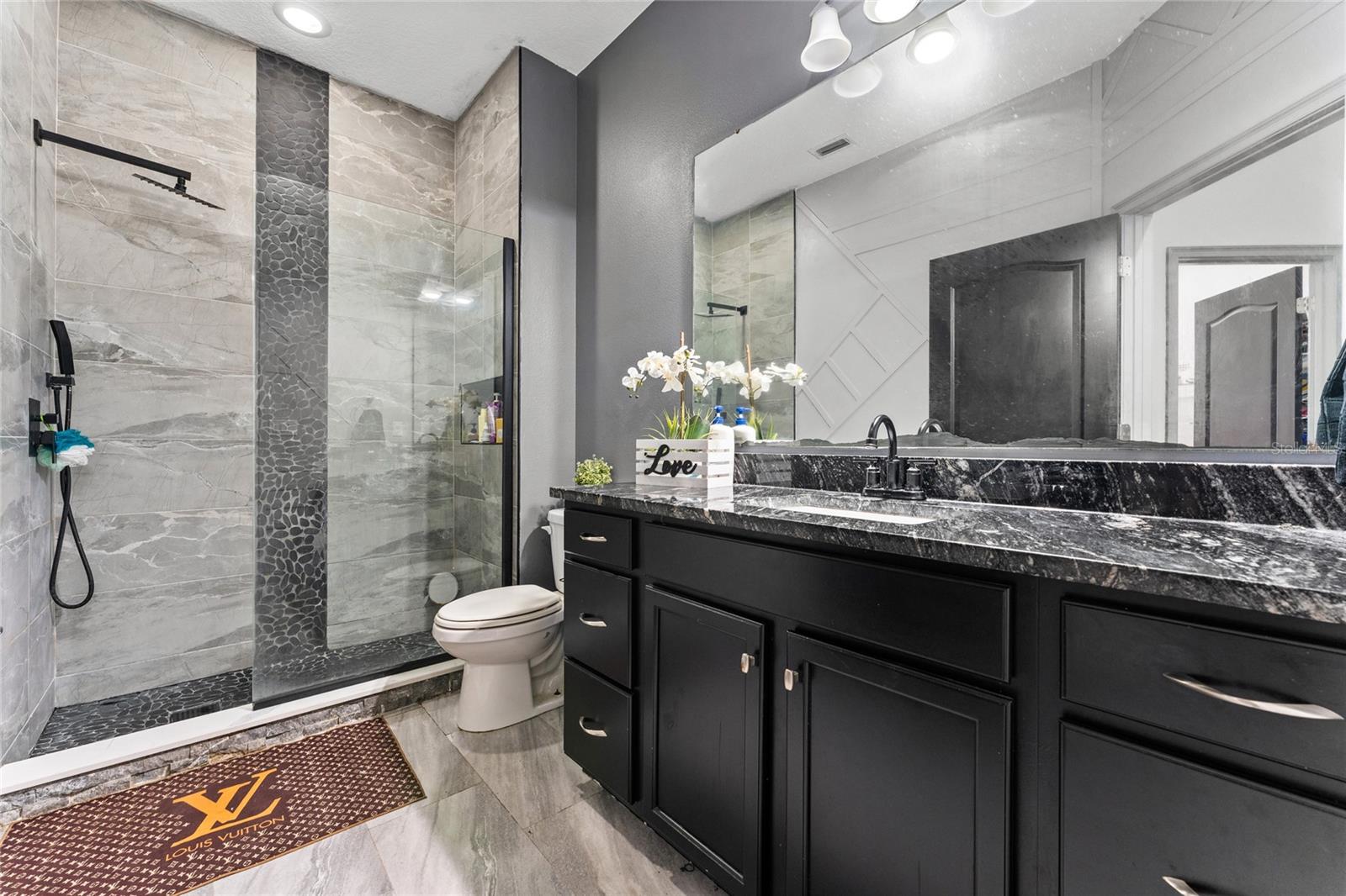 Image 17 of 37 For 3199 Crispin Circle