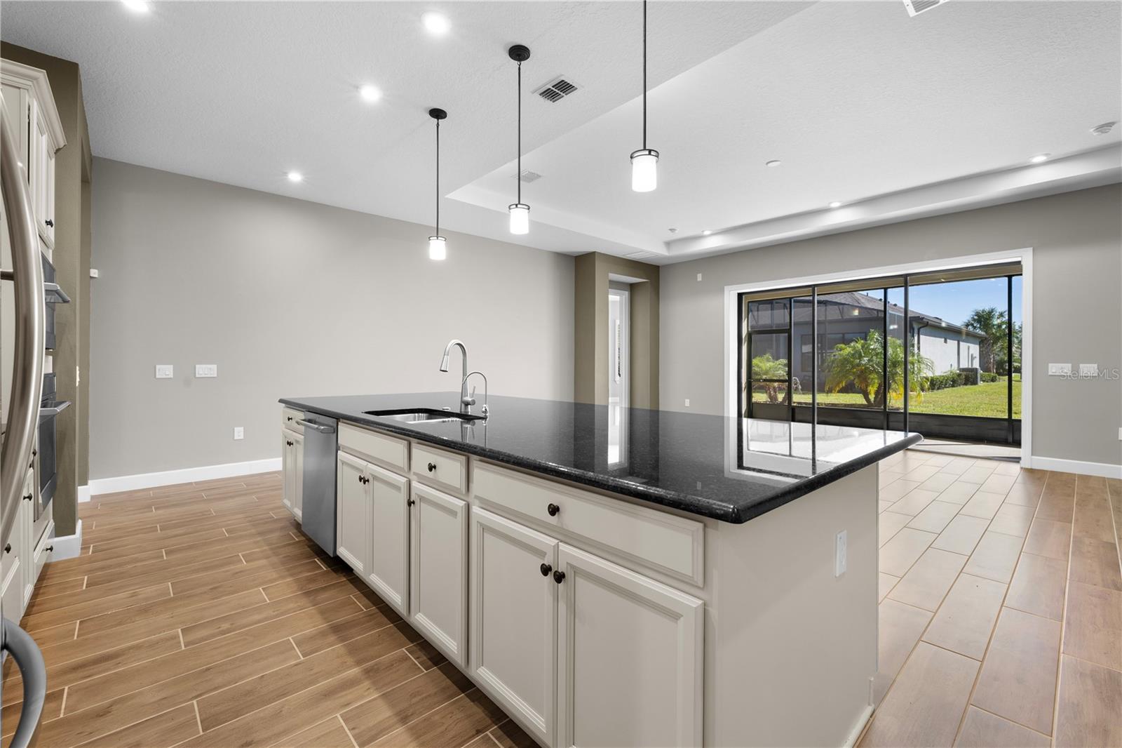 Image 16 of 64 For 972 Ladera Ranch Road