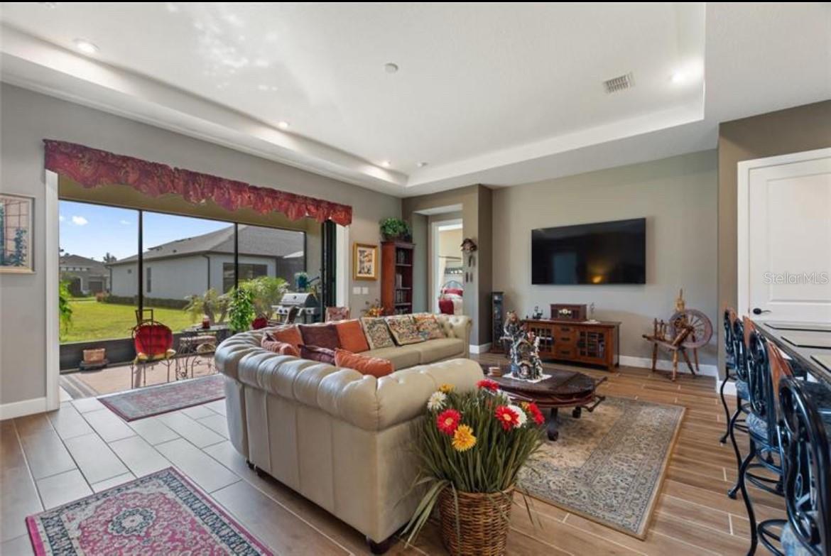 Image 7 of 14 For 972 Ladera Ranch Road