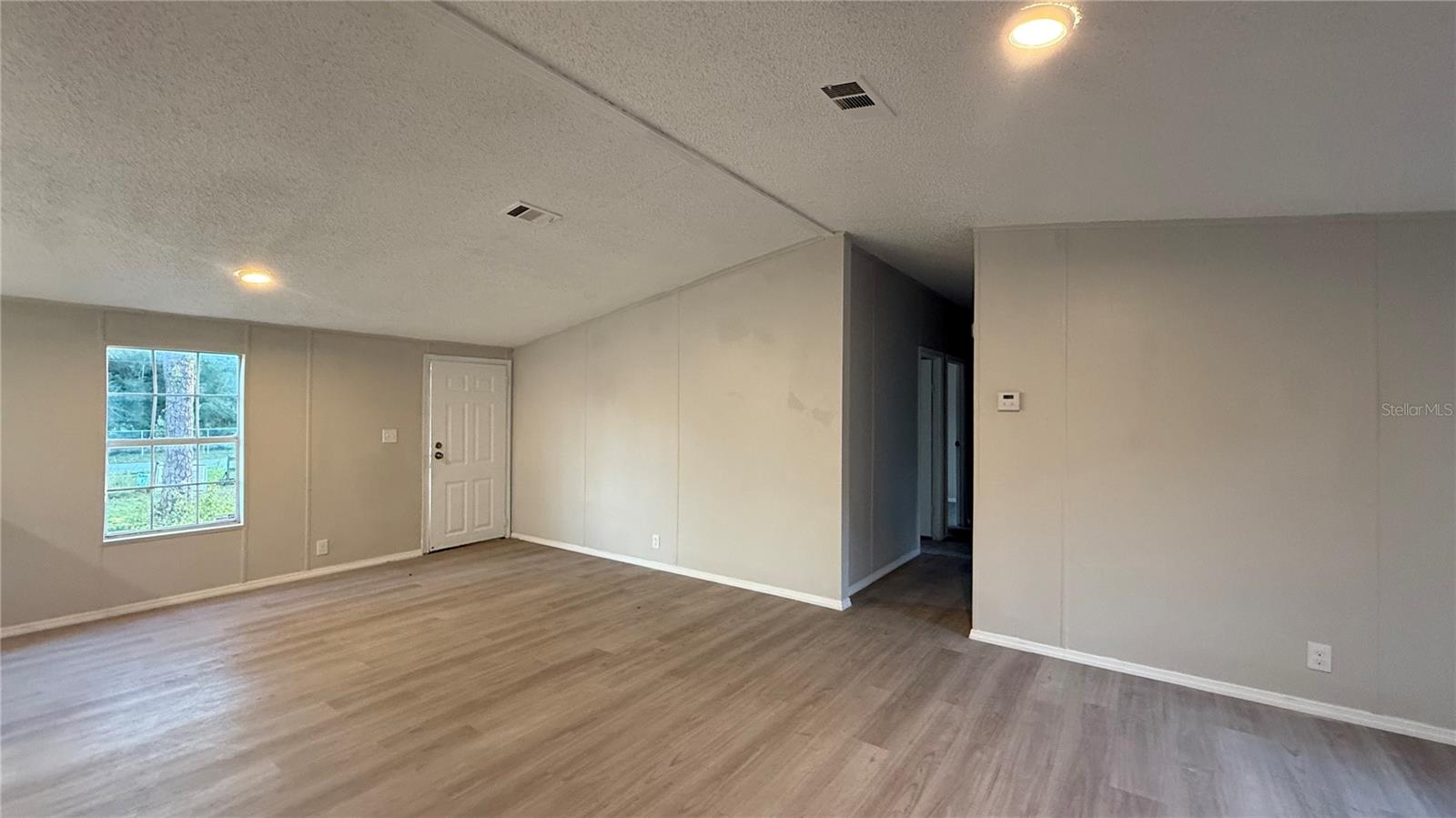 Image 7 of 17 For 4531 Deer Run Run