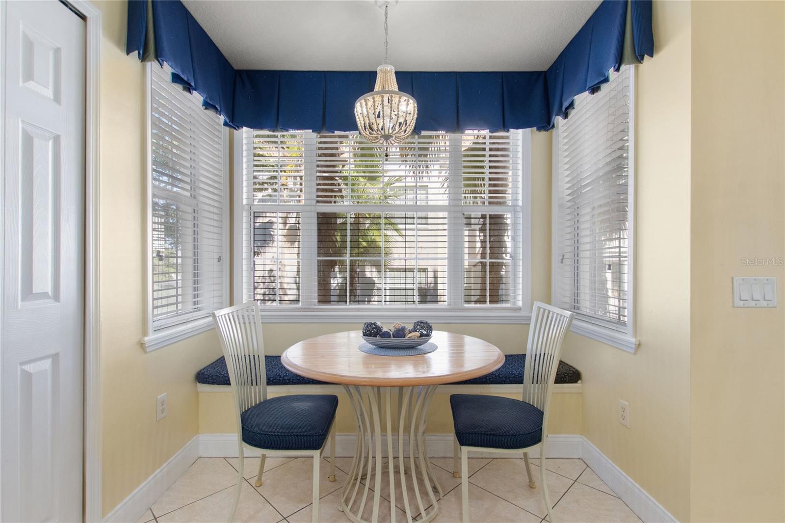 Image 14 of 33 For 7509 Mourning Dove Circle 201