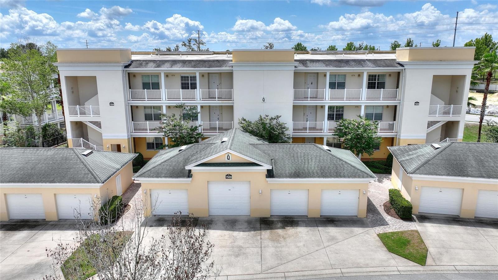 Image 26 of 33 For 7509 Mourning Dove Circle 201
