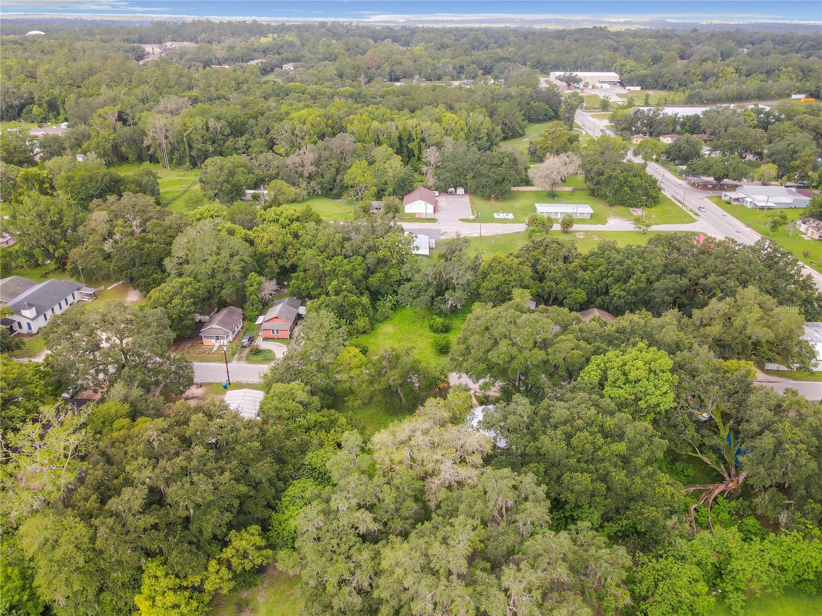 Image 10 of 10 For 811 Leonard Street