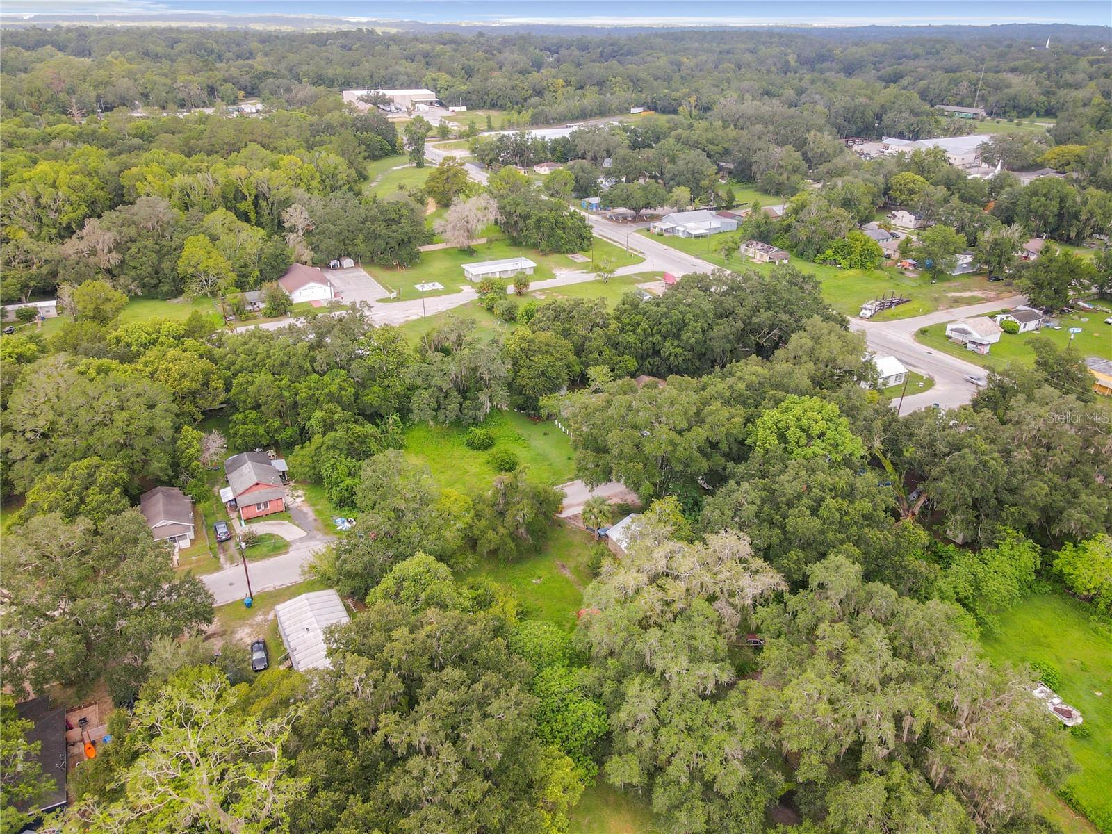 Image 7 of 10 For 811 Leonard Street