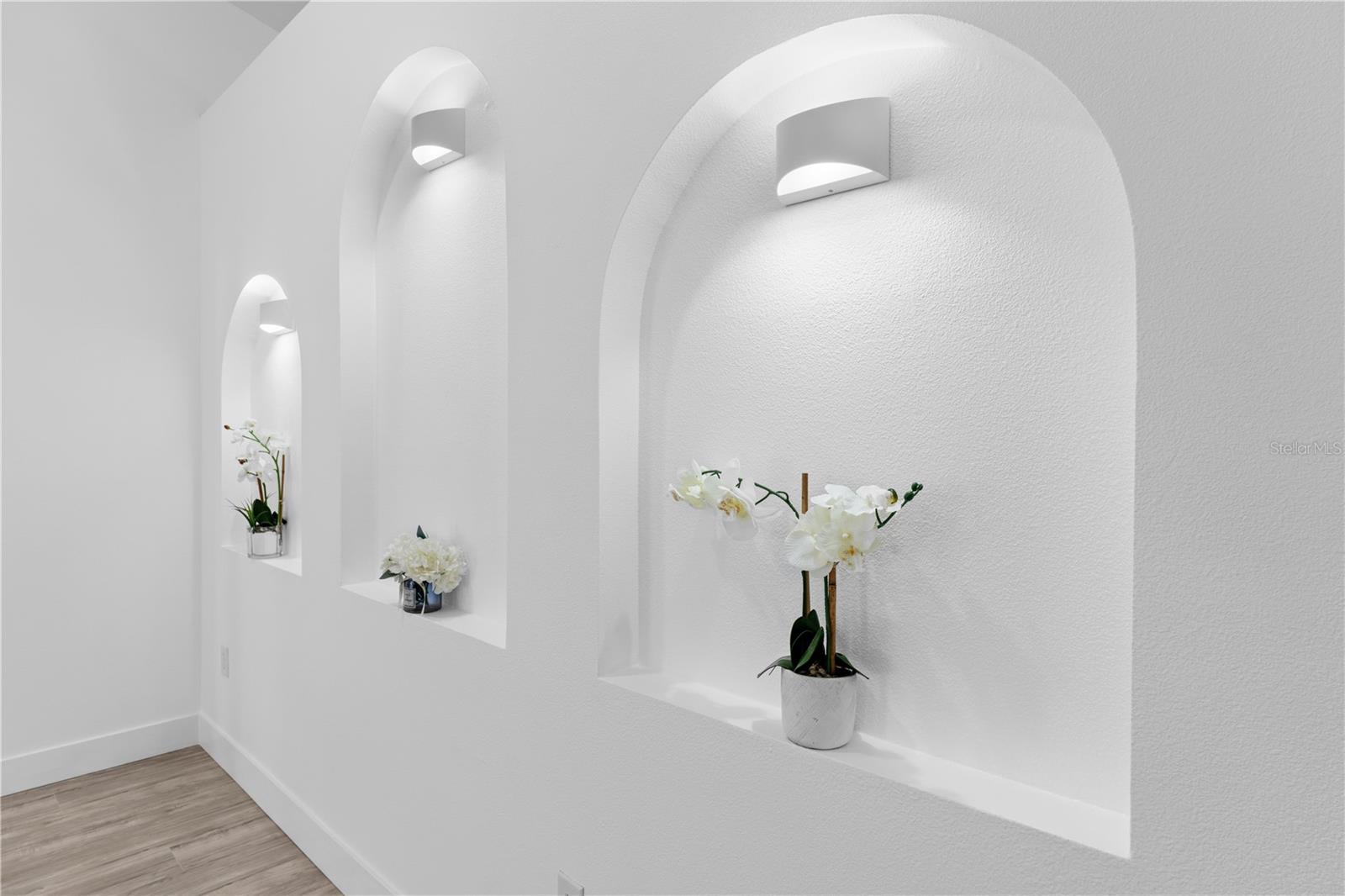 Image 11 of 58 For 207 Vervain Avenue