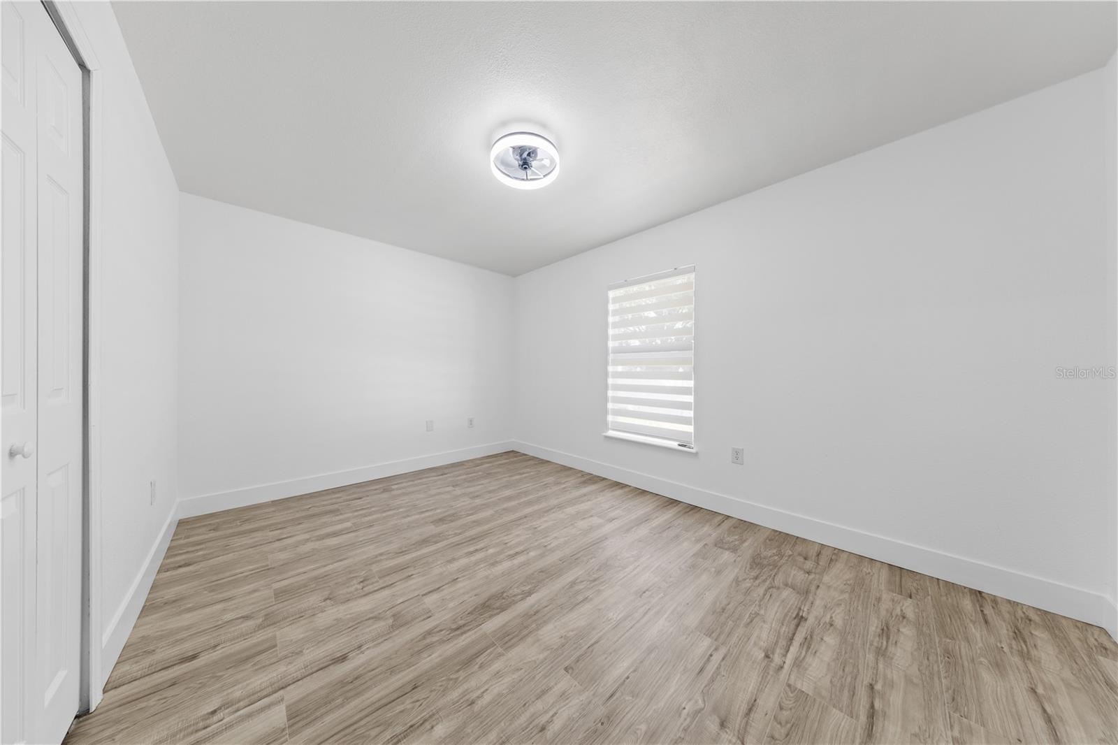 Image 23 of 58 For 207 Vervain Avenue