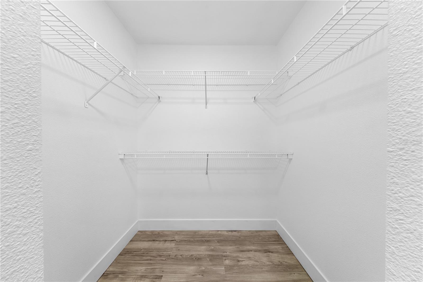 Image 36 of 58 For 207 Vervain Avenue