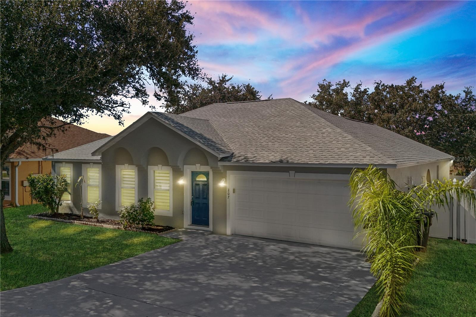 Image 4 of 58 For 207 Vervain Avenue