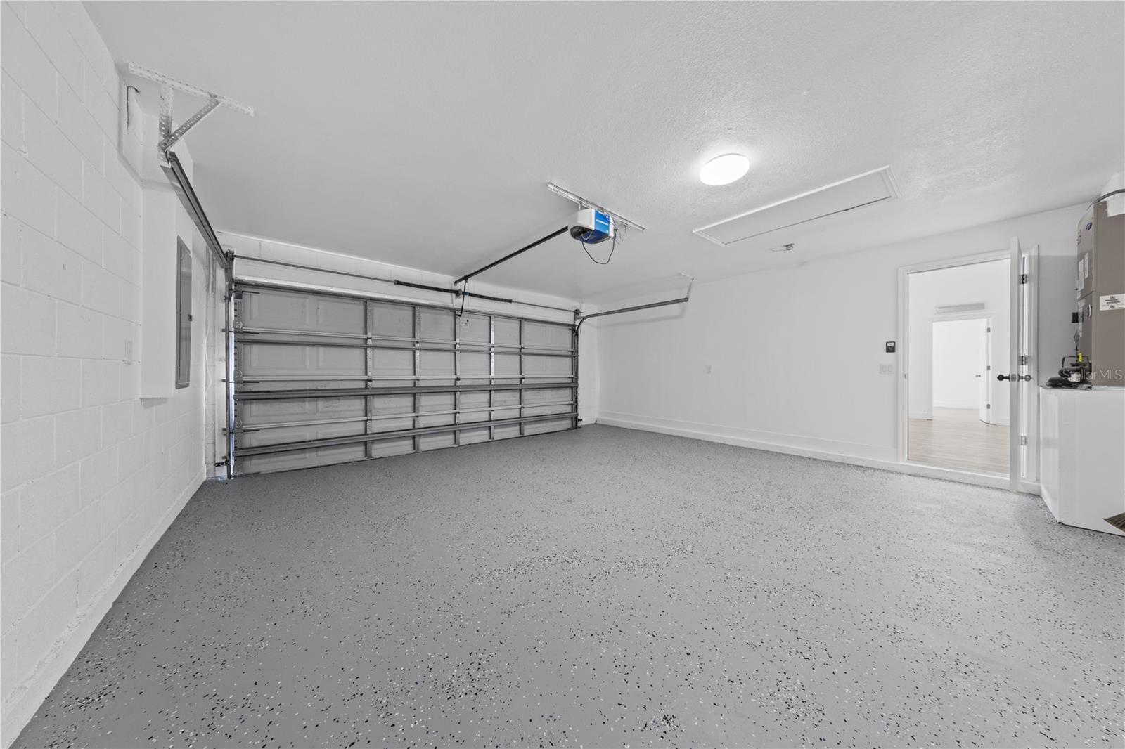 Image 46 of 58 For 207 Vervain Avenue