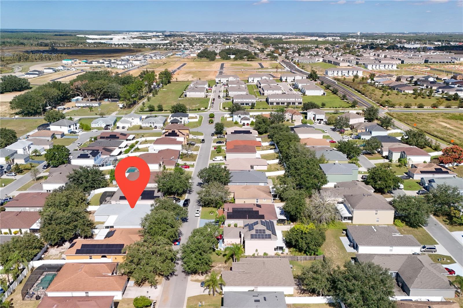 Image 7 of 58 For 207 Vervain Avenue