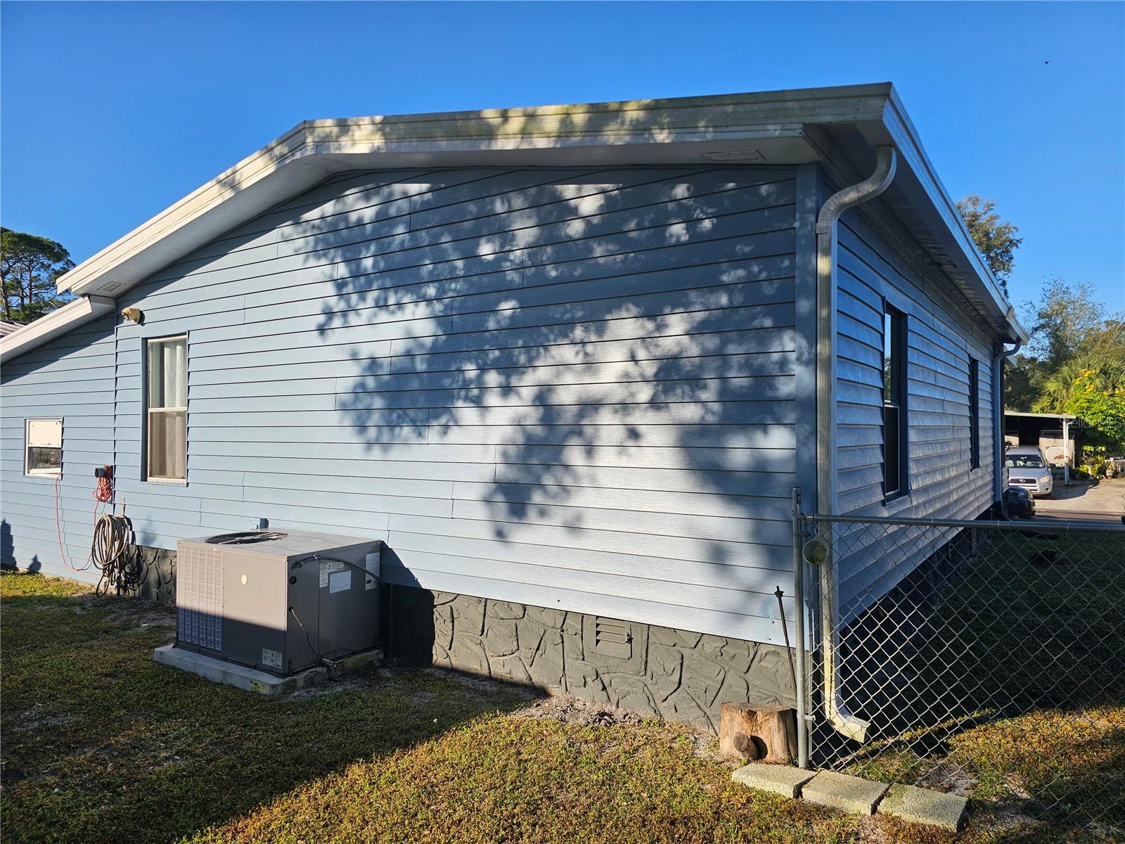 Image 20 of 45 For 113 Maple Drive