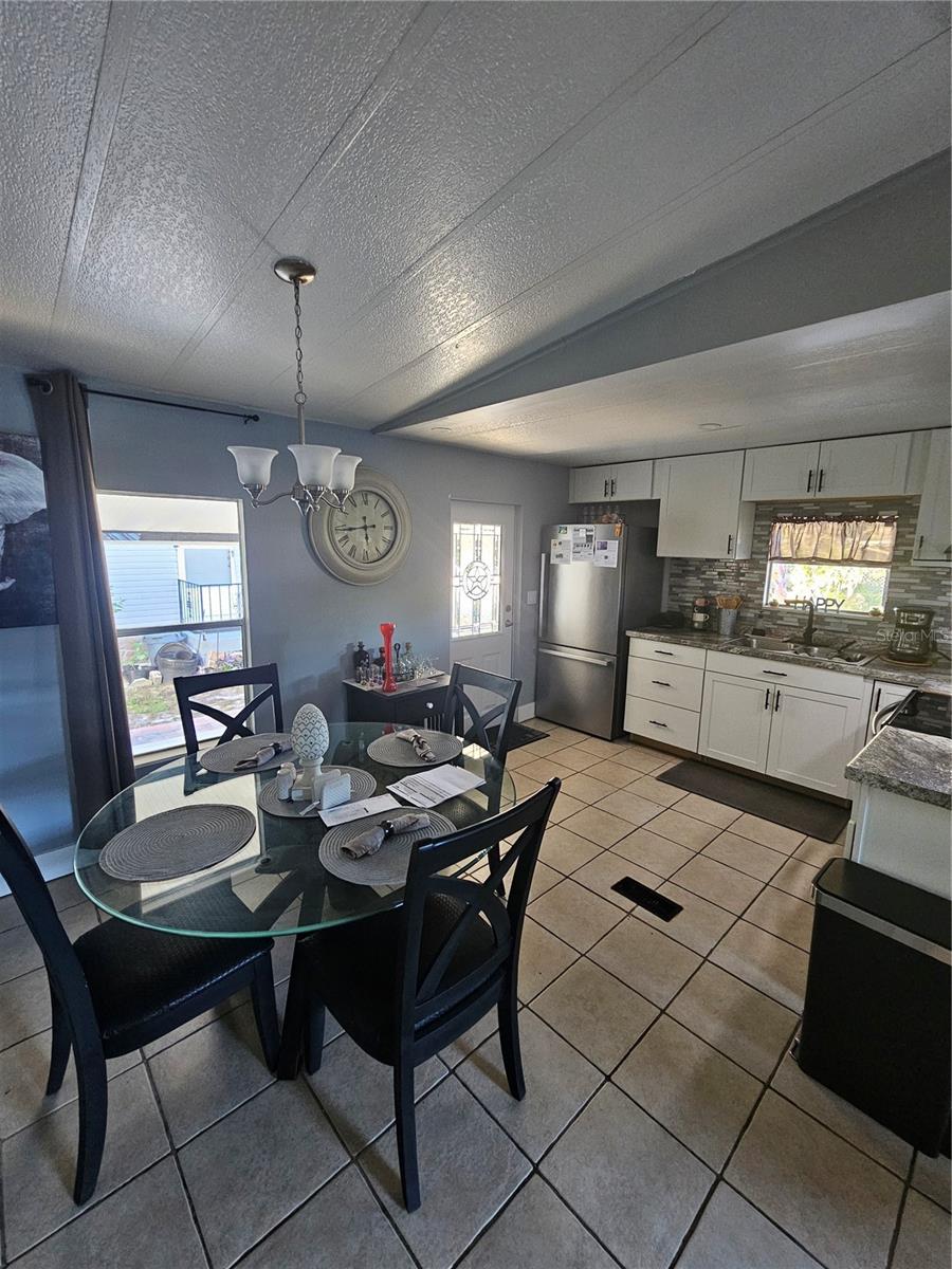 Image 7 of 45 For 113 Maple Drive