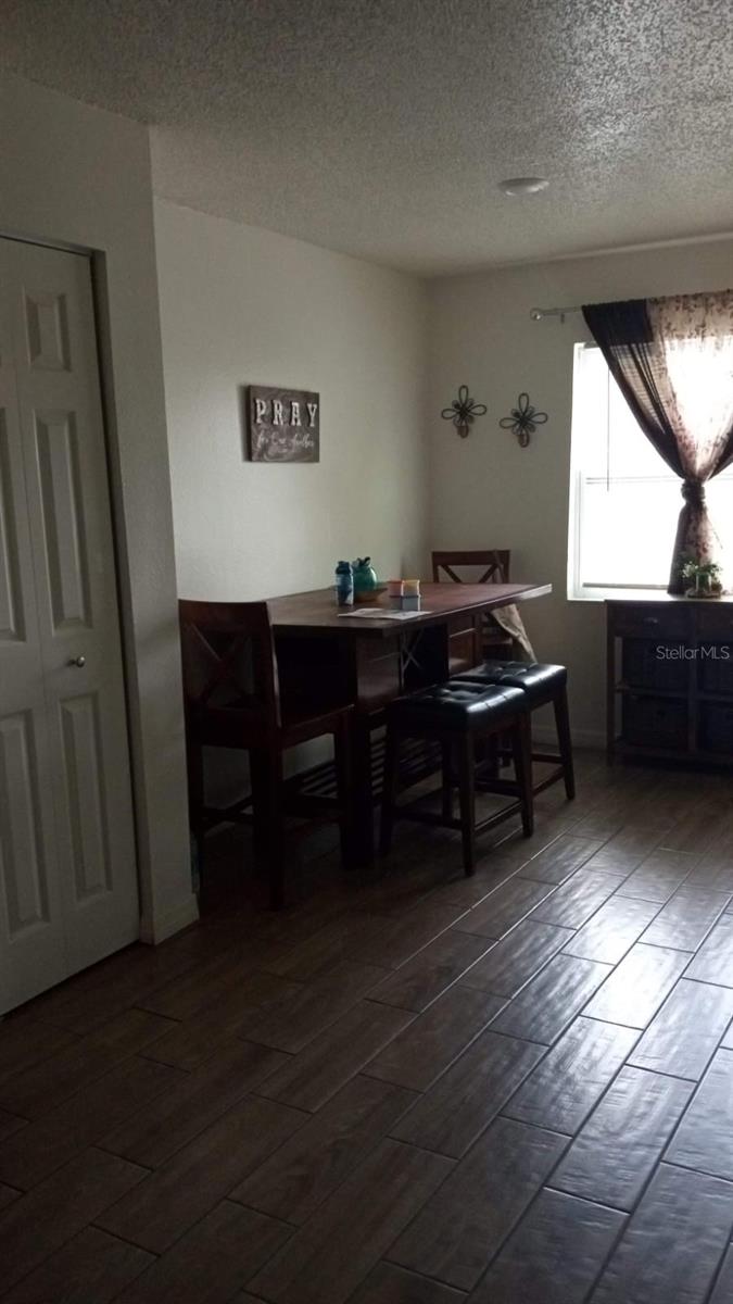 Image 7 of 12 For 711 Michigan Court 3