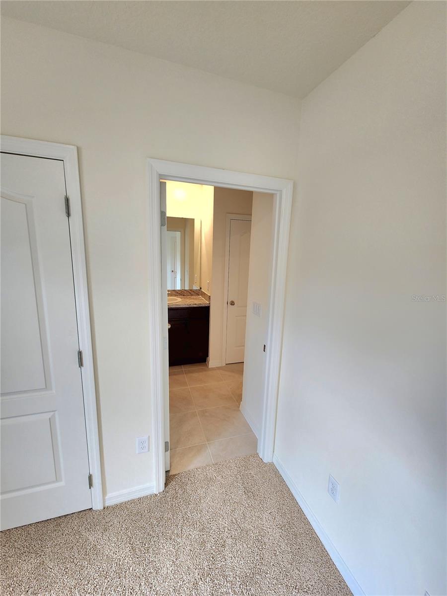 Image 30 of 39 For 1141 Blue Jay Drive