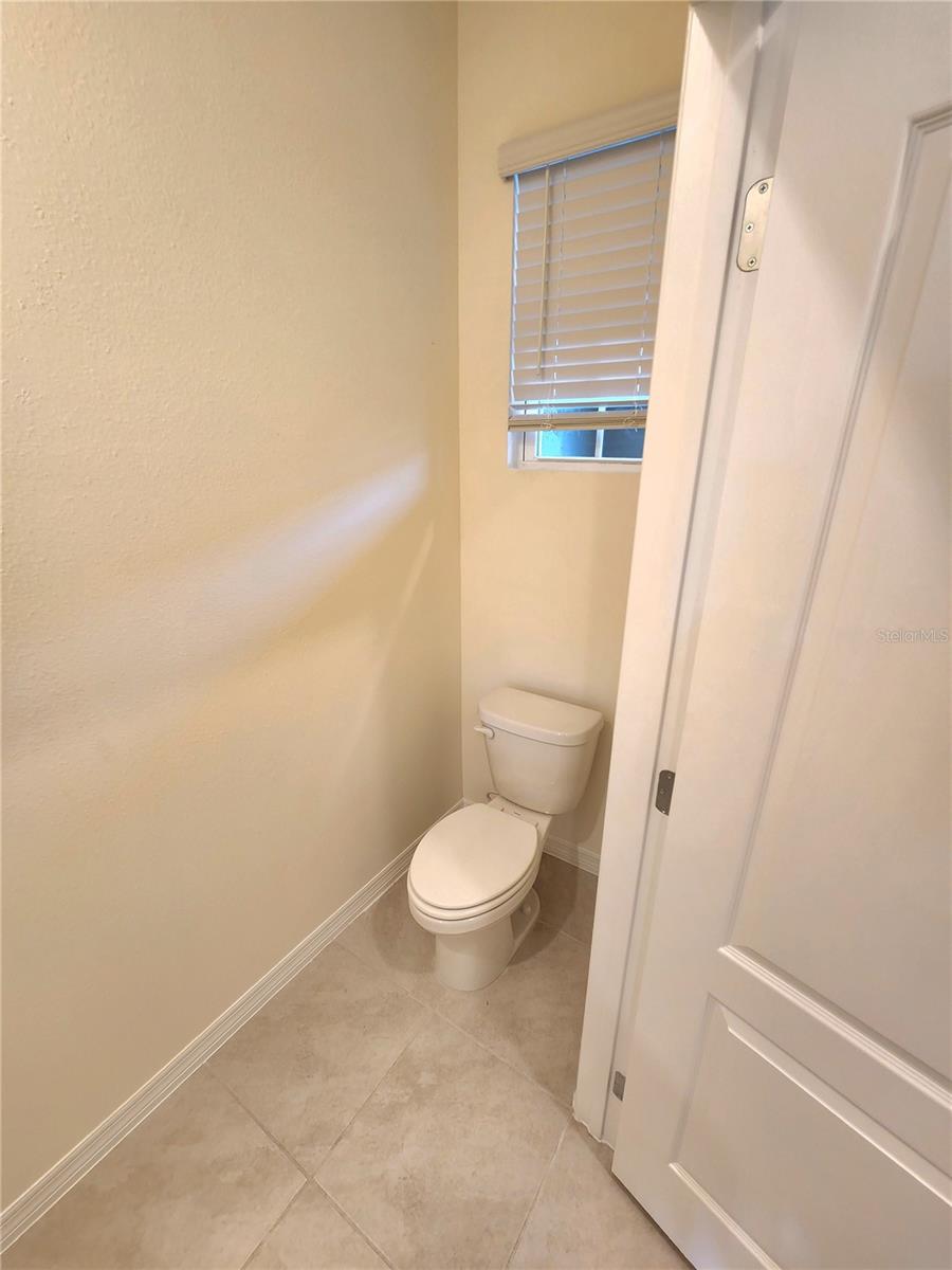 Image 7 of 39 For 1141 Blue Jay Drive