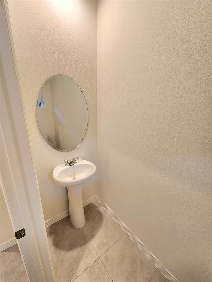 Image 8 of 39 For 1141 Blue Jay Drive