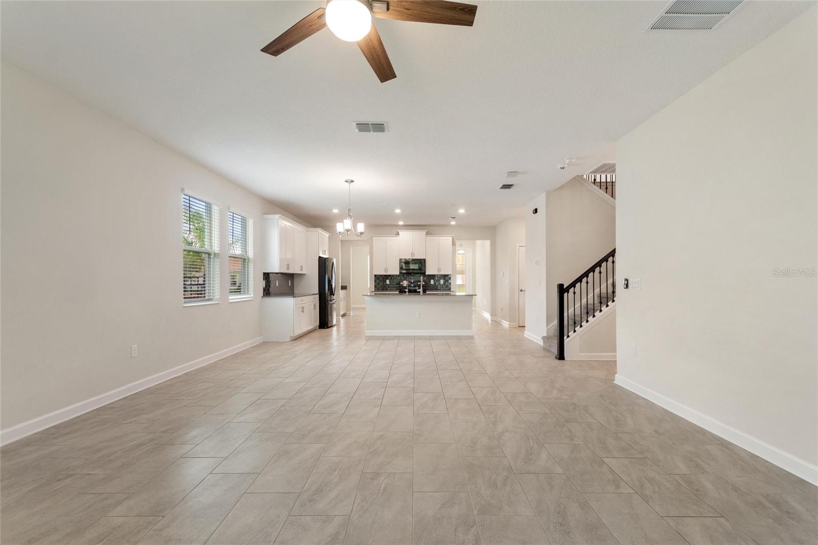 Image 15 of 53 For 8843 Fallen Oak Drive