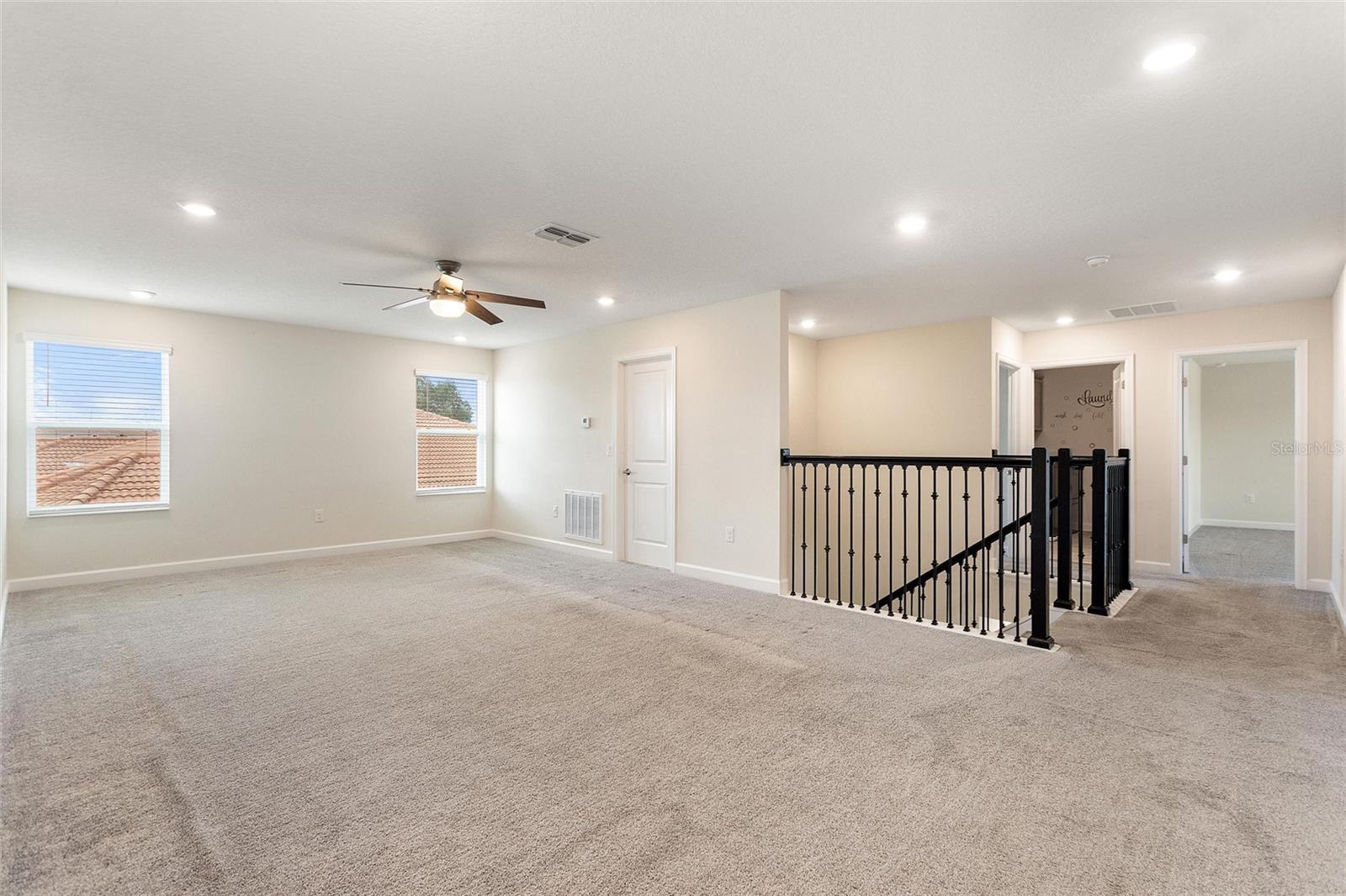 Image 24 of 53 For 8843 Fallen Oak Drive